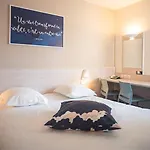Hotel Ace
